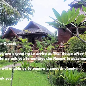 thai-house-beach-resort.koh-lantahotels.net/