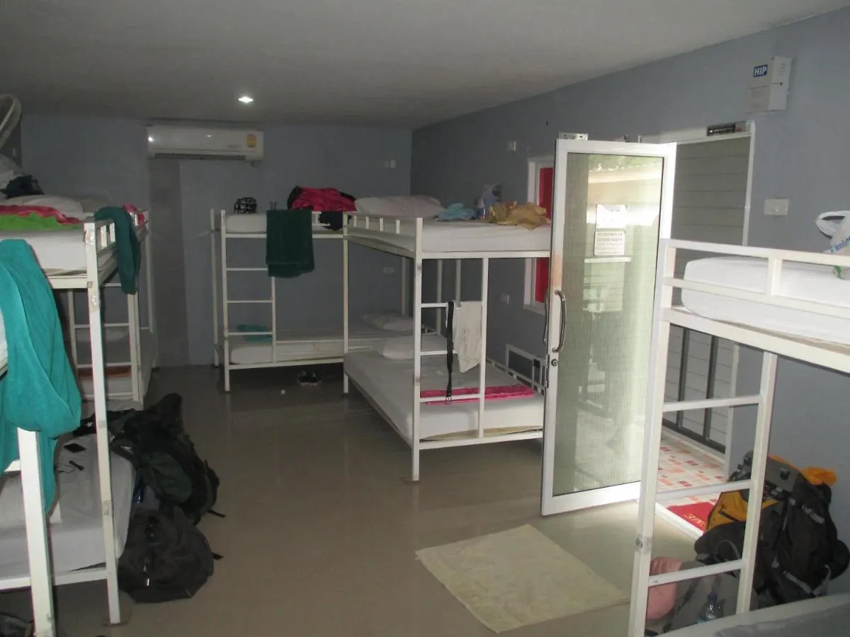 Blanco Beach Bar Hostel Phi Phi